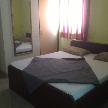 ג'איפור Hotel Kamal Kunj מראה חיצוני תמונה