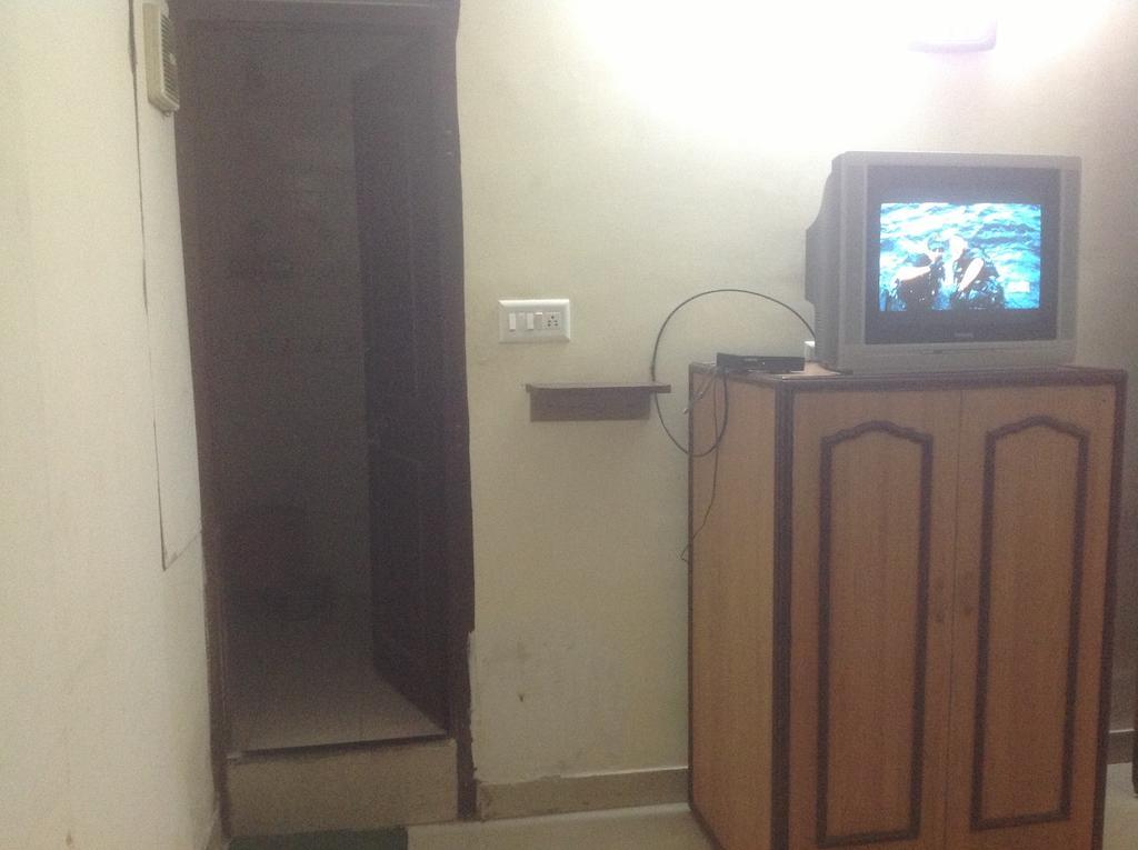 ג'איפור Hotel Kamal Kunj מראה חיצוני תמונה
